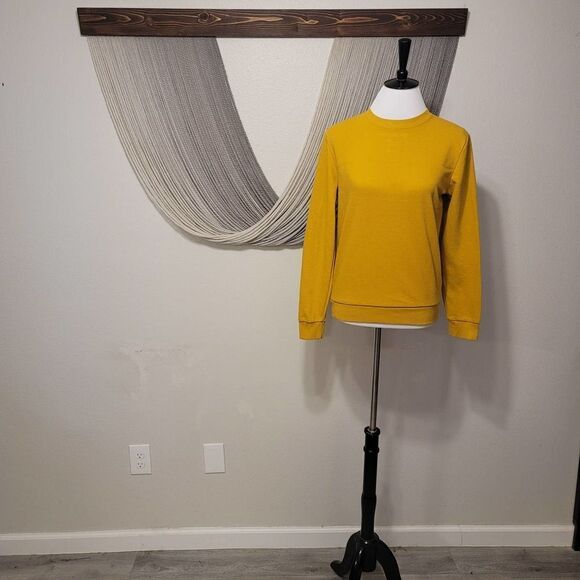 H&M Mustard Sweatshirt Sz XS - Picture 1 of 4